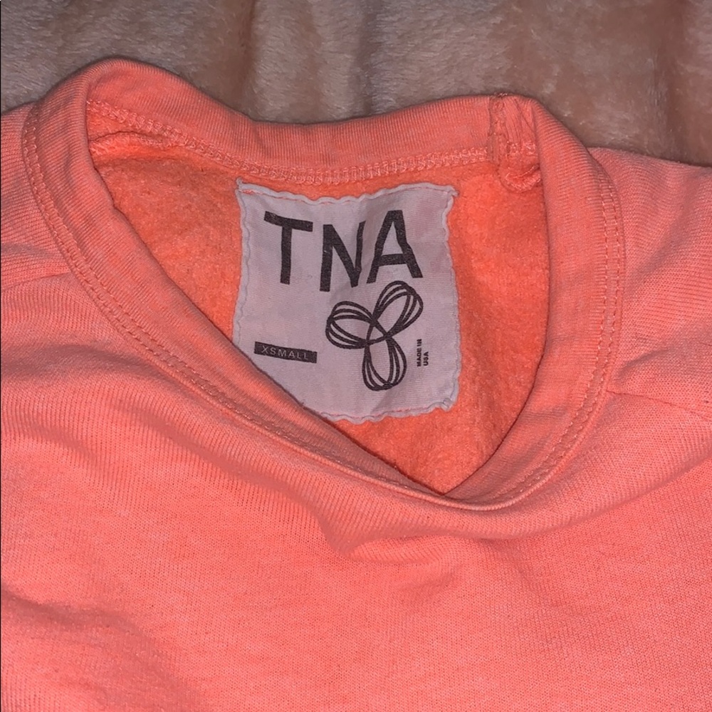 TNA crew neck